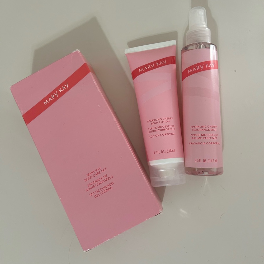 Mary Kay Body Care Set Sparkling Cherry NIB